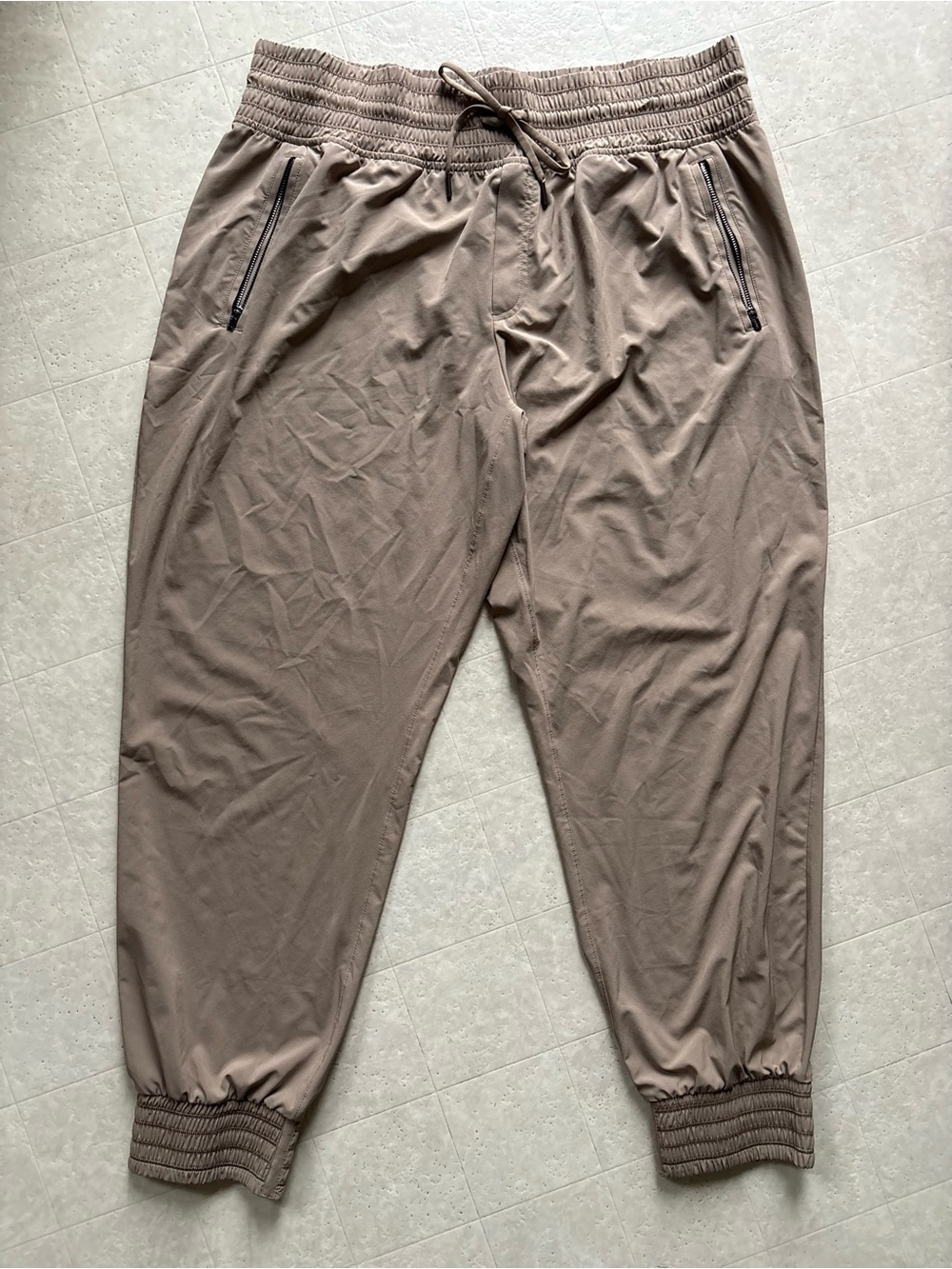 Athleta Camden Jogger Women’s Size 16 Black Athletic Lounge Pants